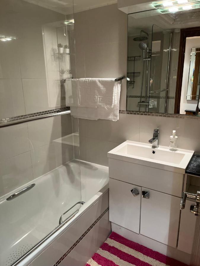 Stunning 1 Bedroom In Stunning Location - Mayfair Area London Ngoại thất bức ảnh
